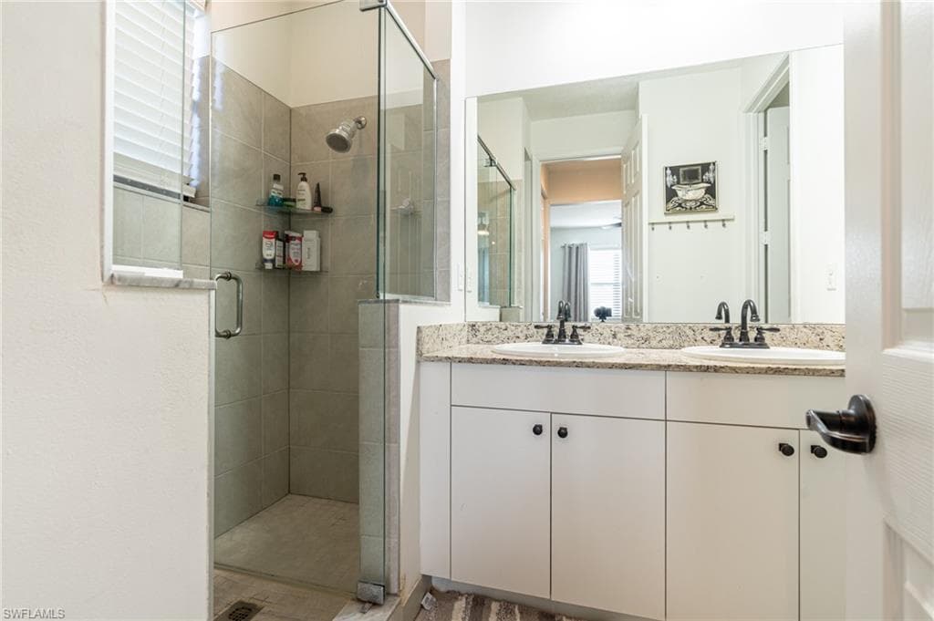 8956 Madrid CIR-7