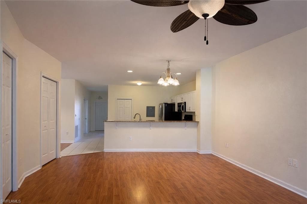 10020 Heather LN 9-904-3