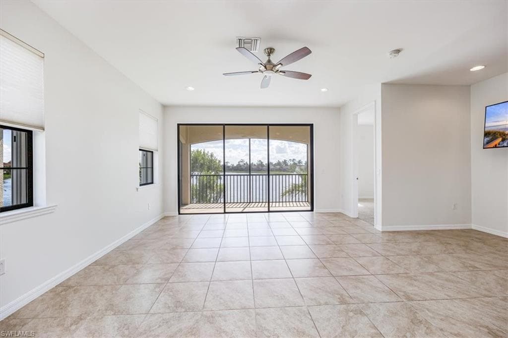 11313 Monte Carlo BLVD 201-4