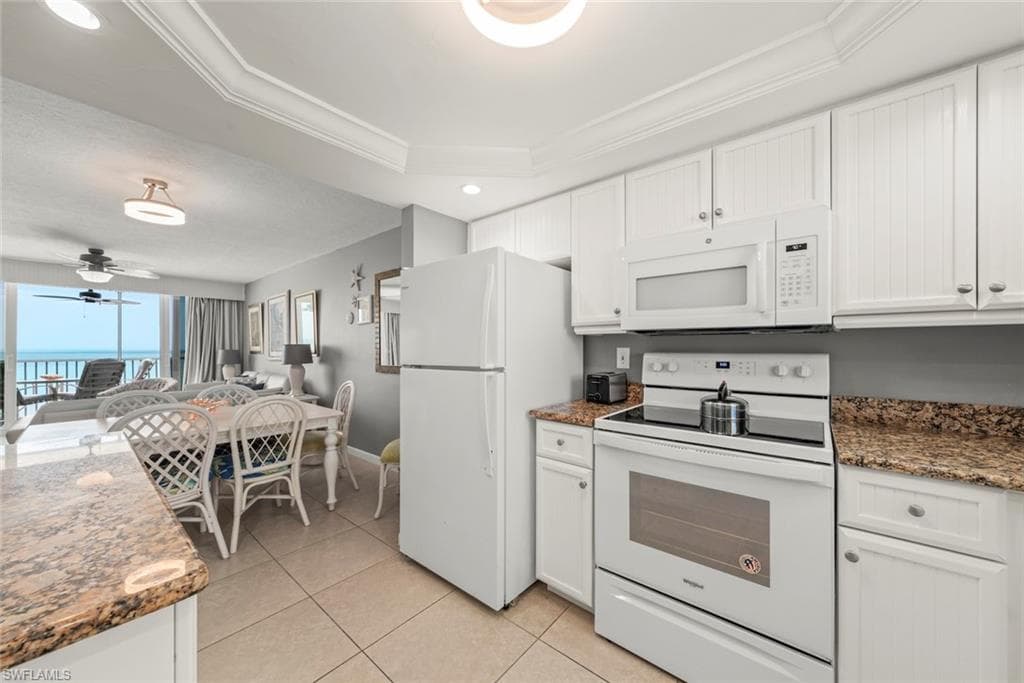 250 Estero BLVD 602-15
