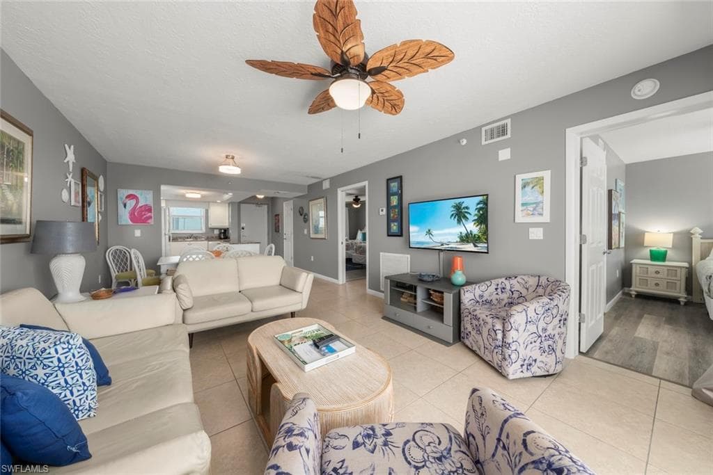 250 Estero BLVD 602-10