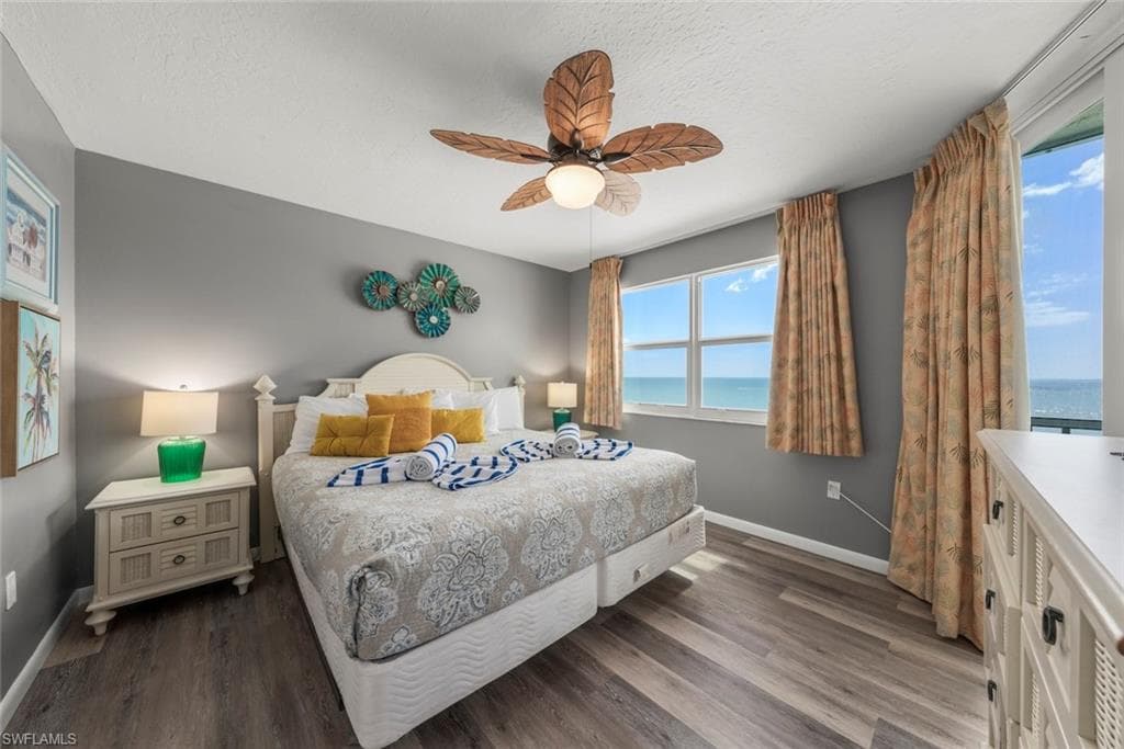 250 Estero BLVD 602-30