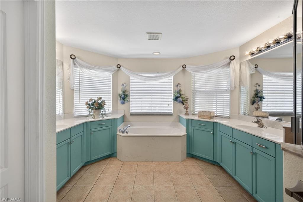 12416 Muddy Creek LN-16