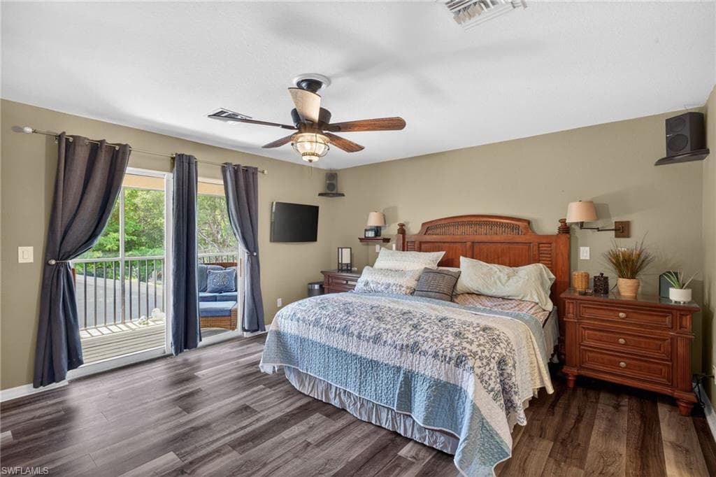 12416 Muddy Creek LN-13