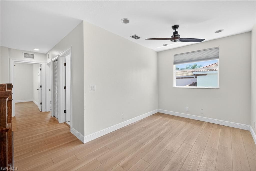9734 Silvercreek CT-12