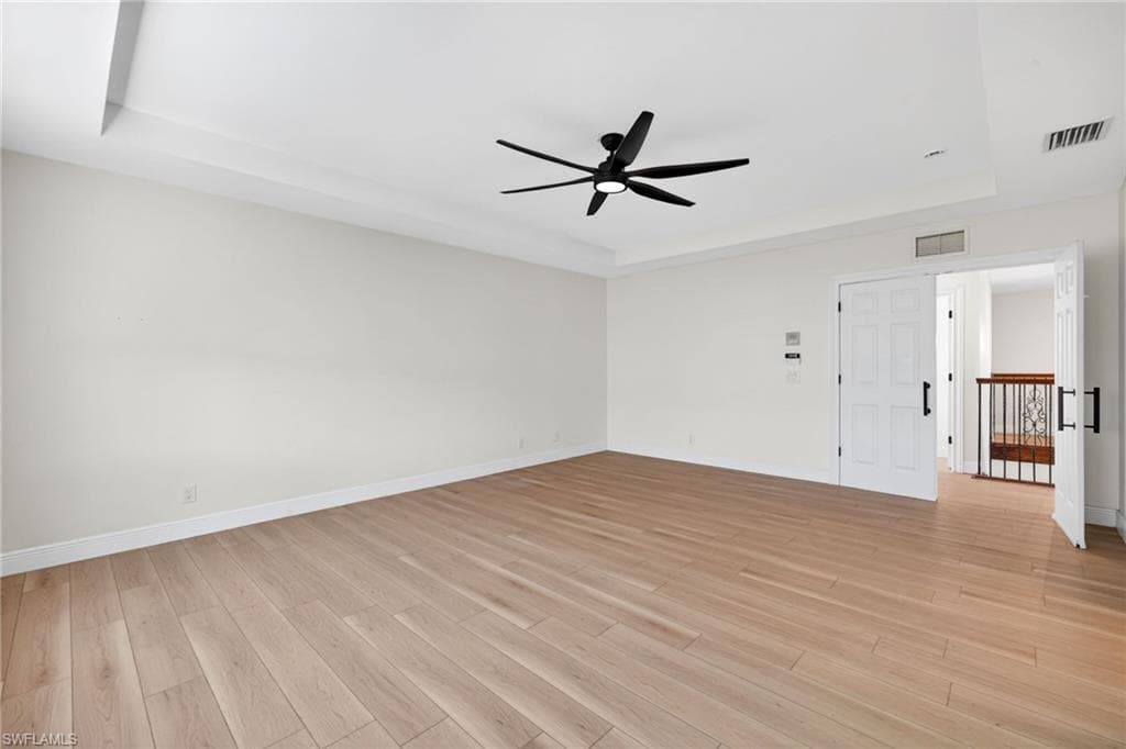9734 Silvercreek CT-15