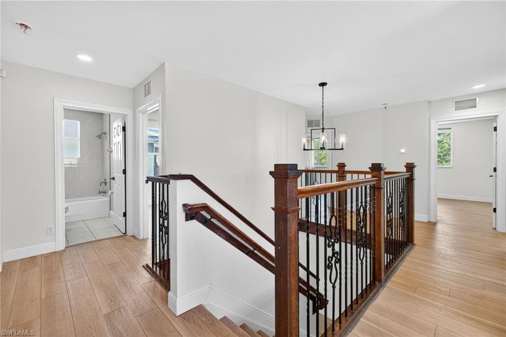 9734 Silvercreek CT-11