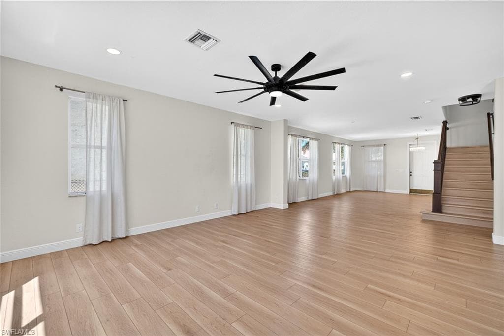 9734 Silvercreek CT-3