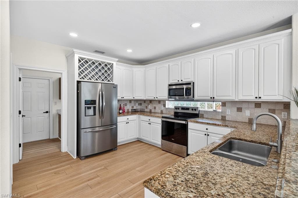 9734 Silvercreek CT-7
