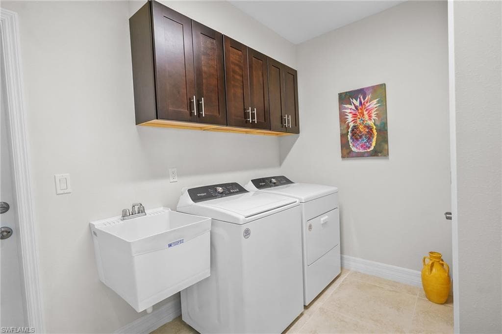 3726 NW 42nd PL-28