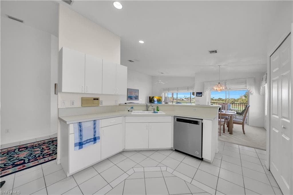 8460 Southbridge DR 3-3