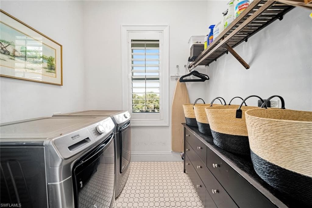 1428 Albatross RD-31