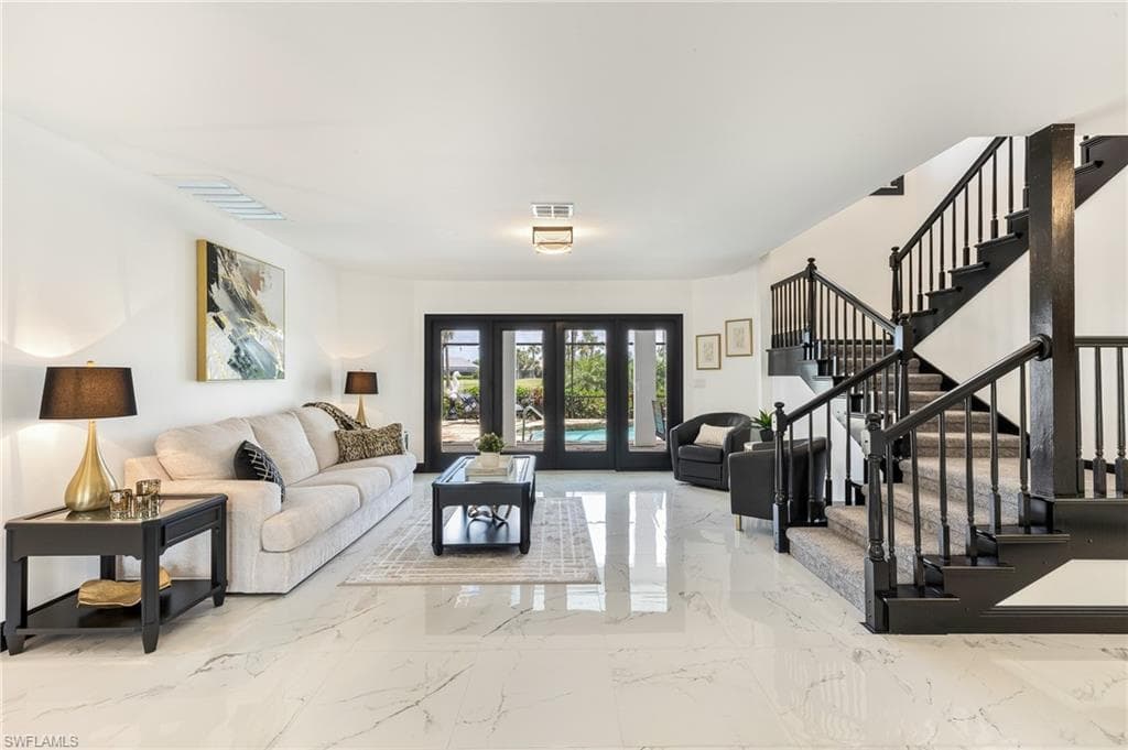 11908 King James CT-22