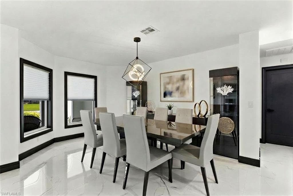 11908 King James CT-23