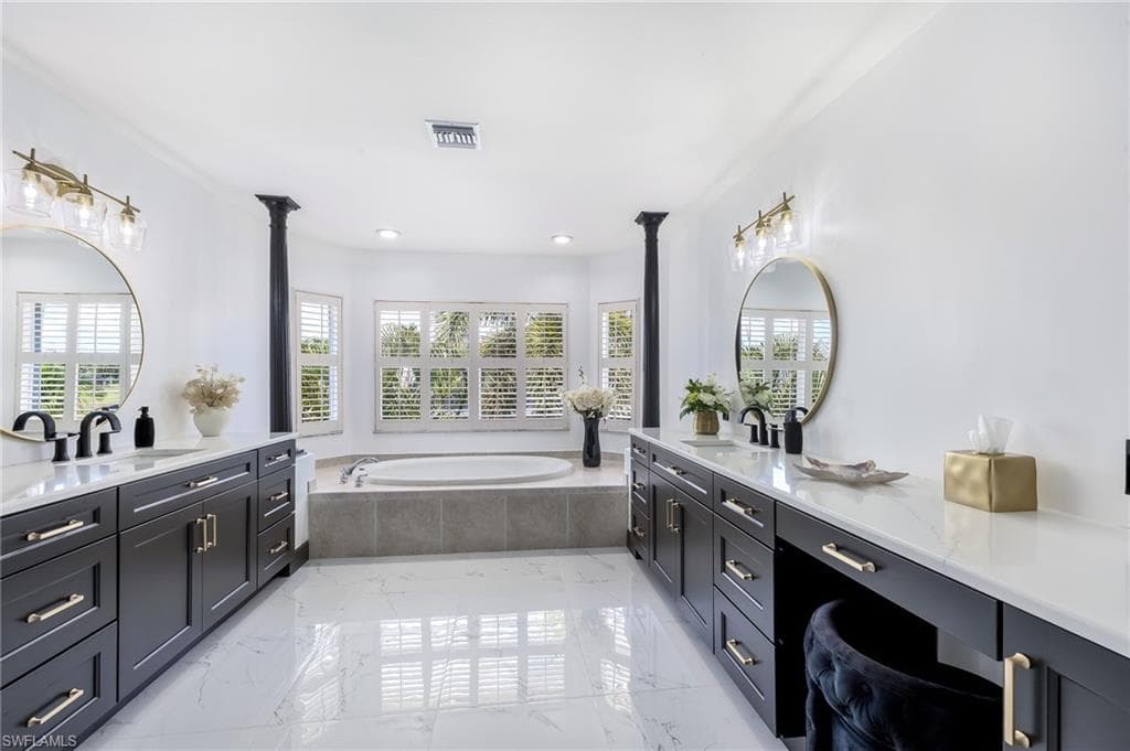 11908 King James CT-10