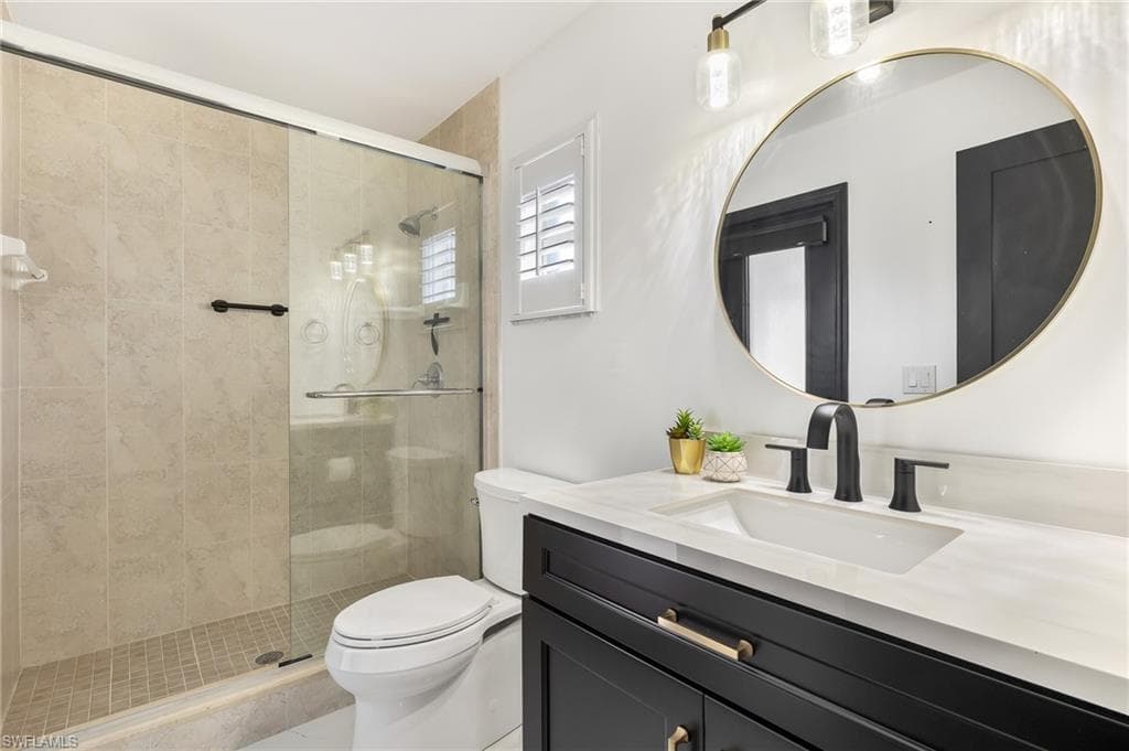 11908 King James CT-18