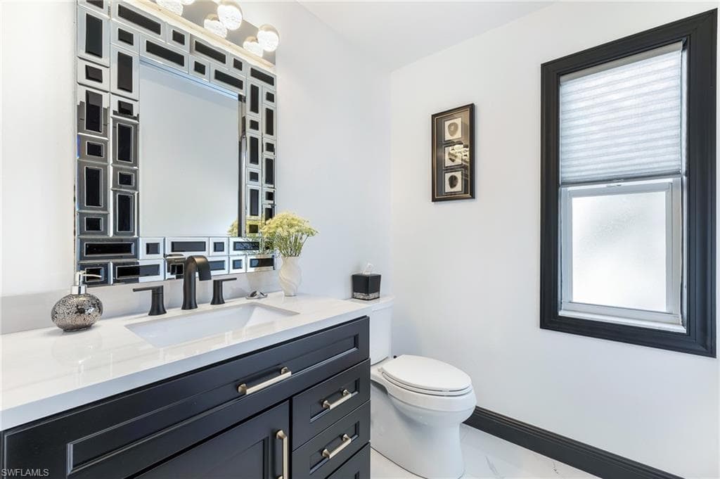 11908 King James CT-30
