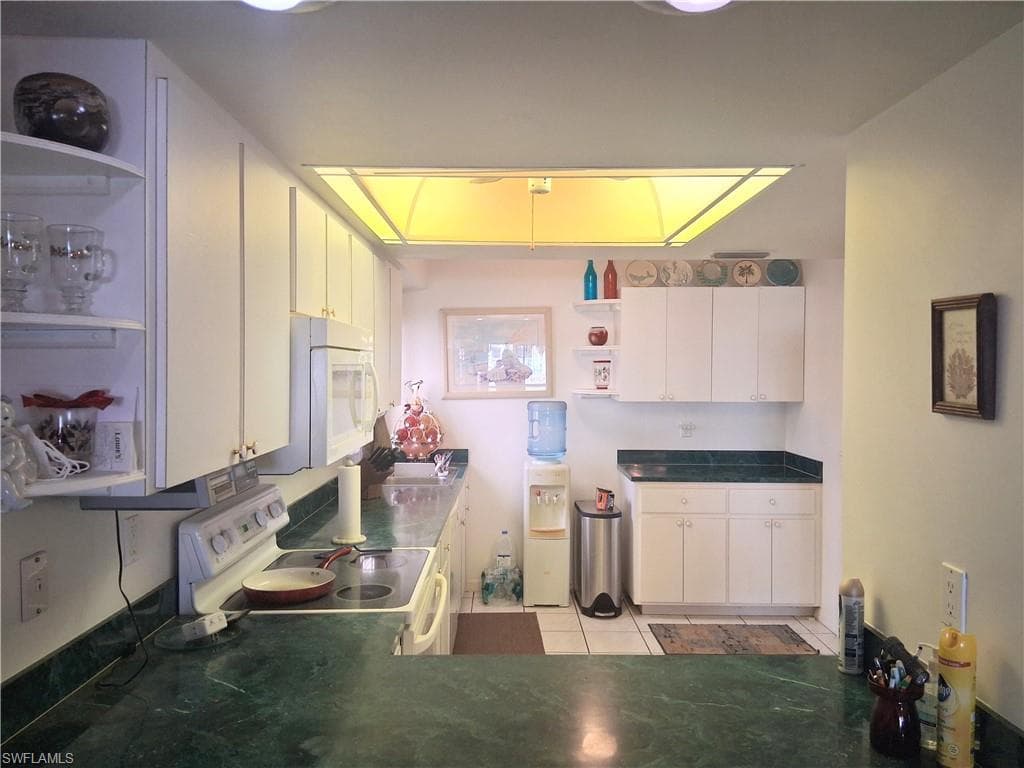 59 Camelot Gardens BLVD 109-8