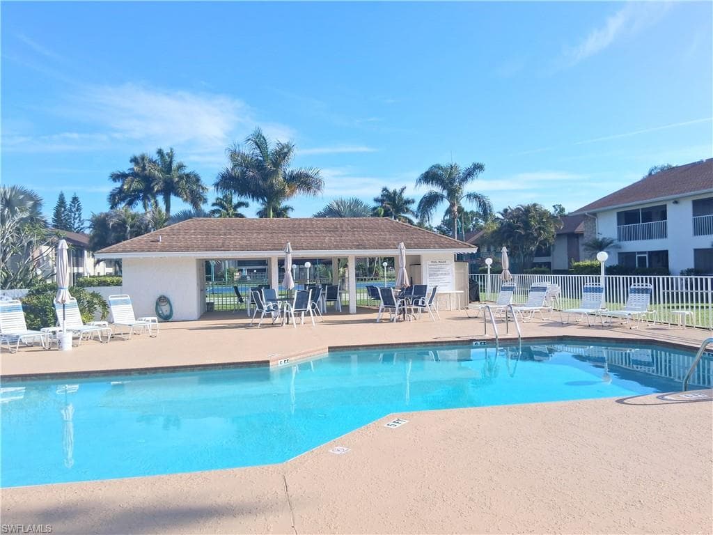 59 Camelot Gardens BLVD 109-24