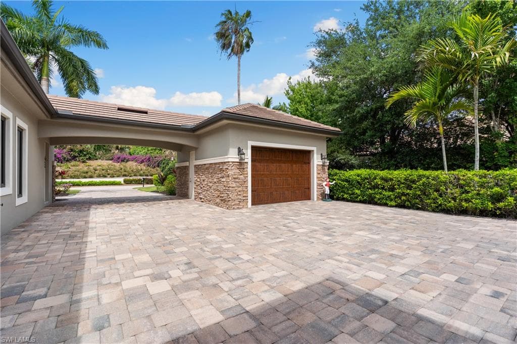 3987 Brynwood DR-43