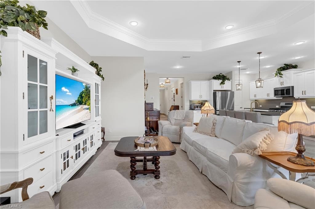11509 Grey Egret CIR-10