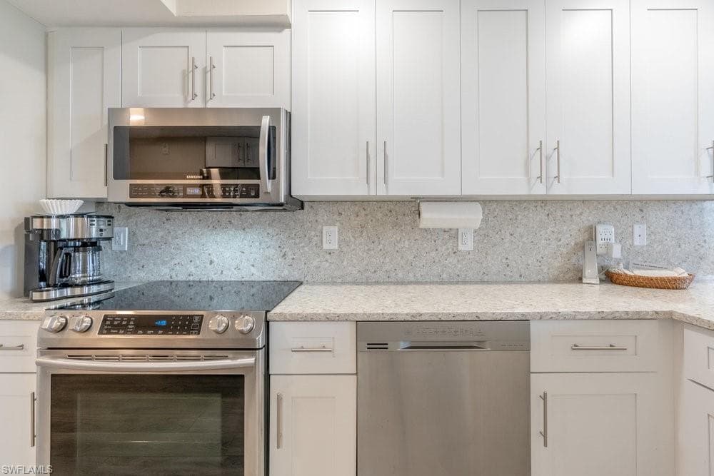 10 Tampa PL 502-4