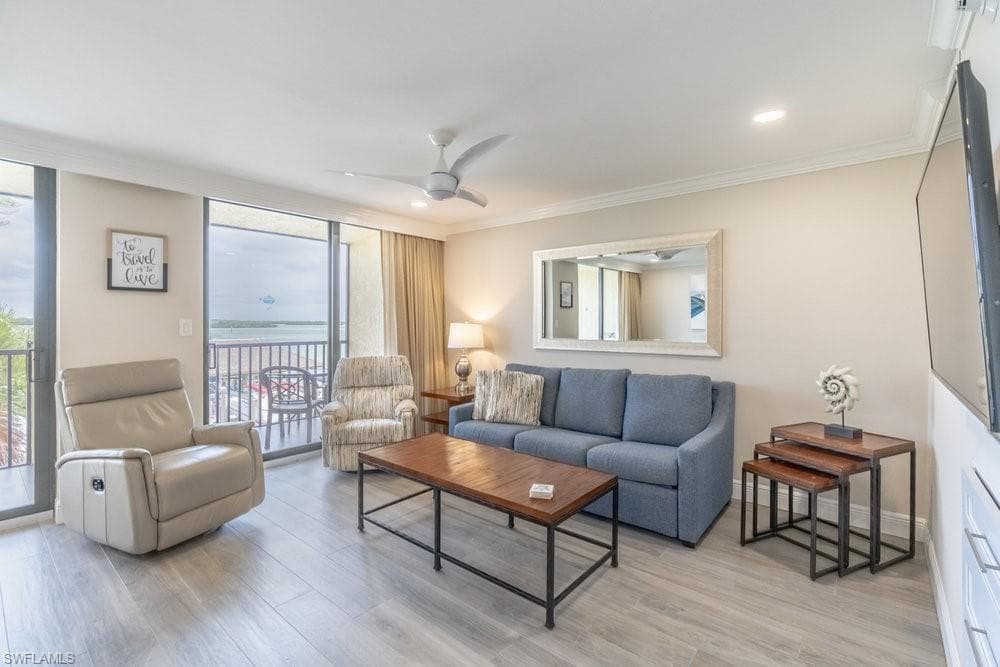 10 Tampa PL 502-9