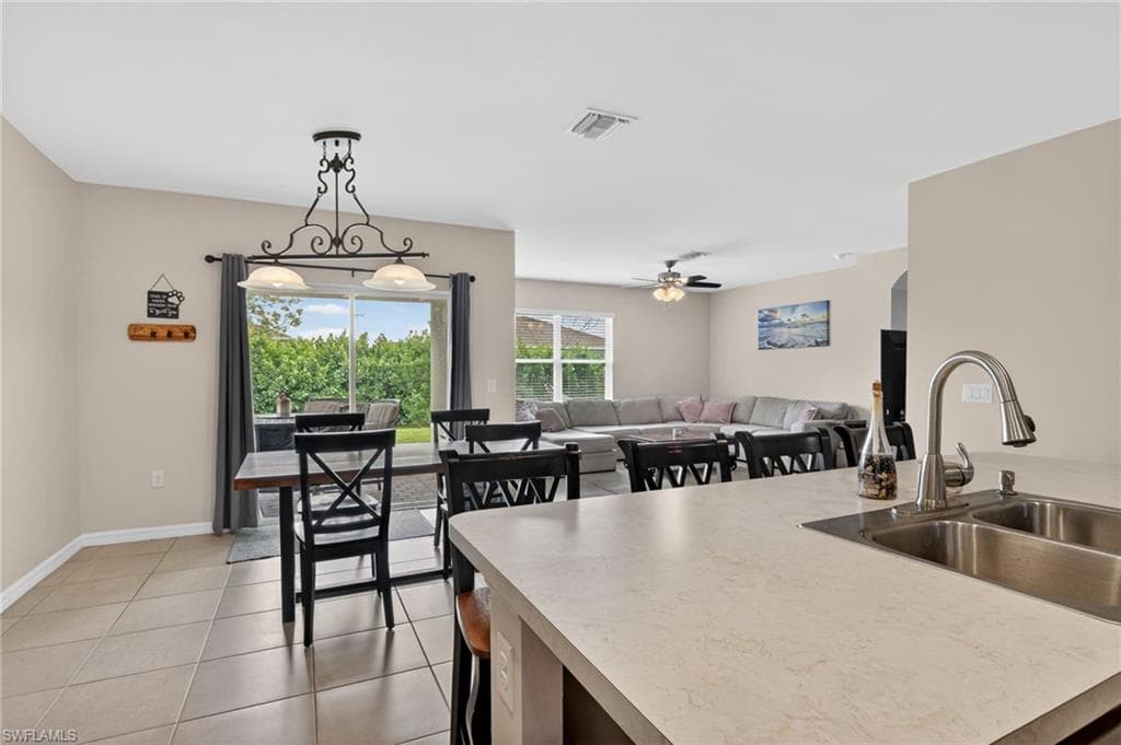 3425 Cancun CT-10