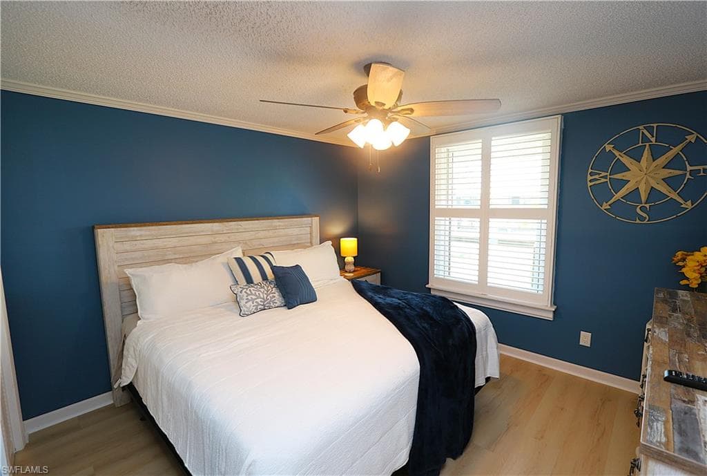 611 Palm AVE F30-14