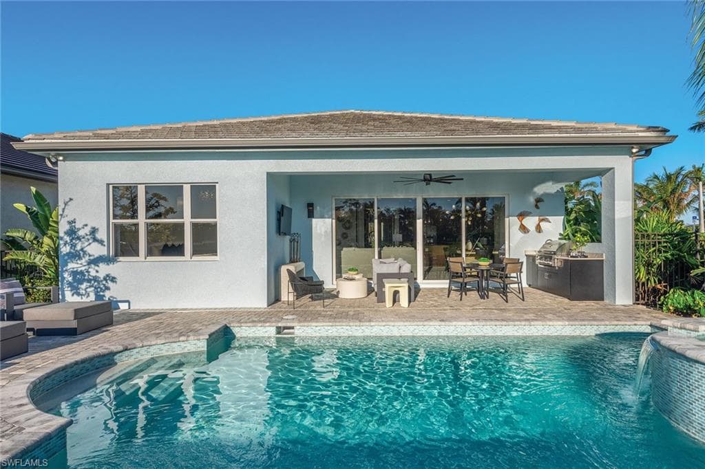 2550 Kingfisher DR-9