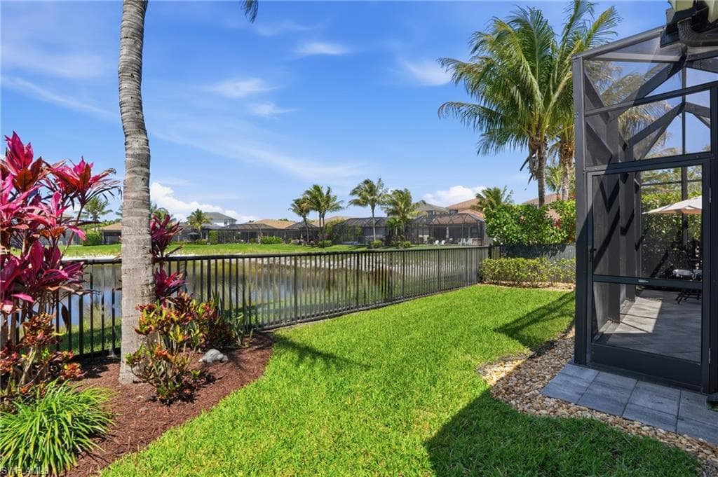 4475 Crimson AVE-25