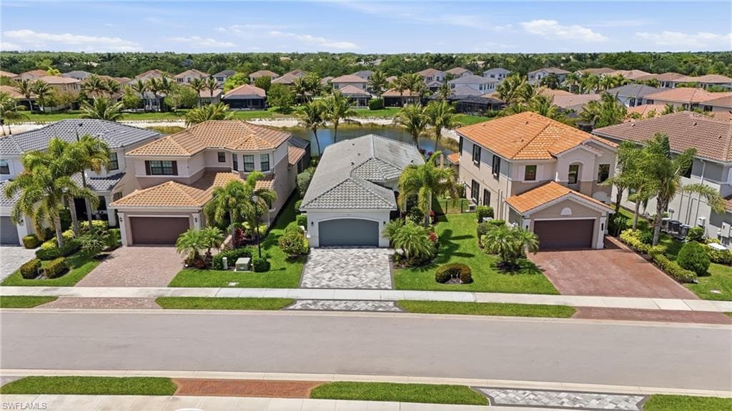 4475 Crimson AVE-32
