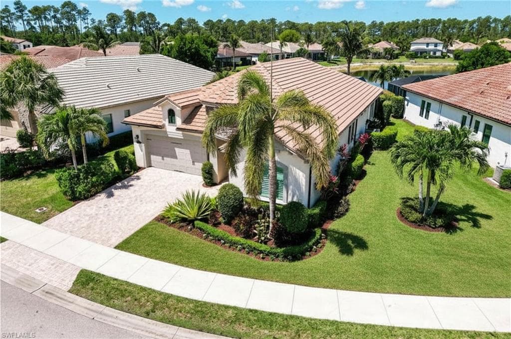 9327 Woodhurst DR-6