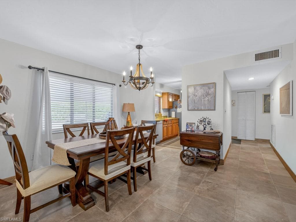 910 VANDERBILT BEACH RD 317W-3