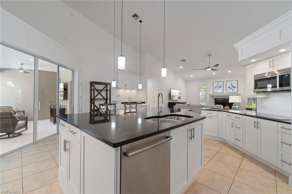 27330 Ridge Lake CT-9