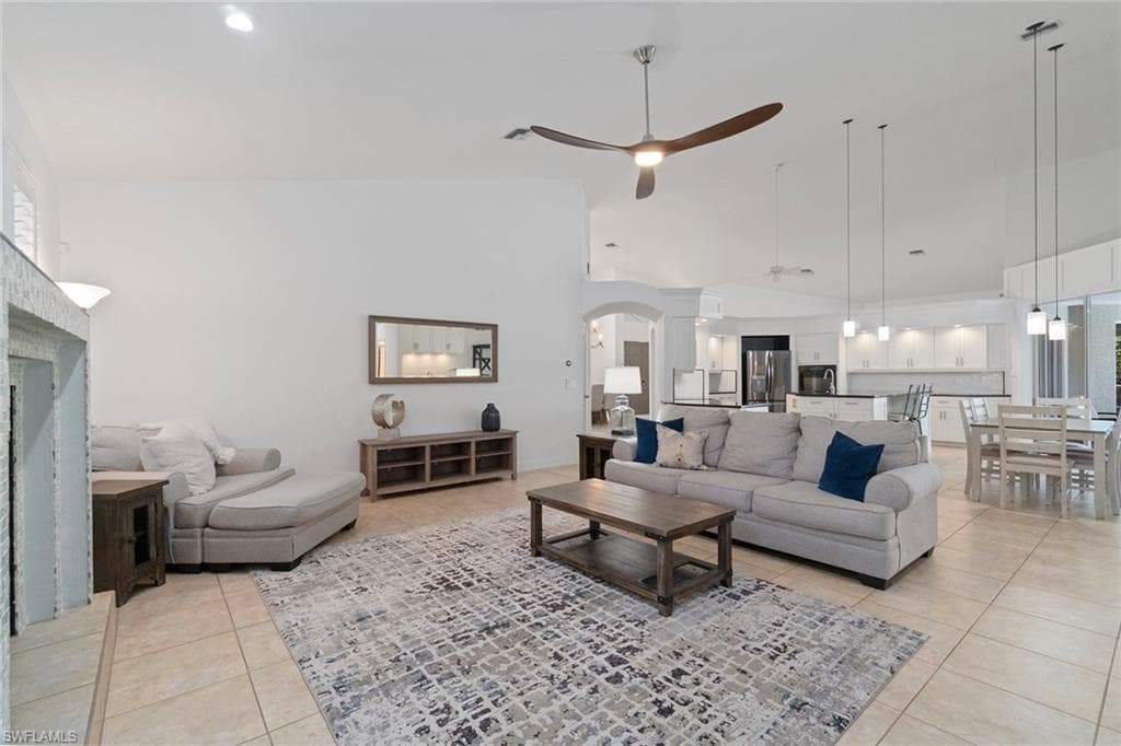27330 Ridge Lake CT-3