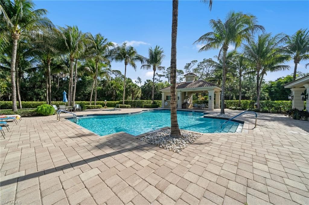 21567 Cascina DR-41