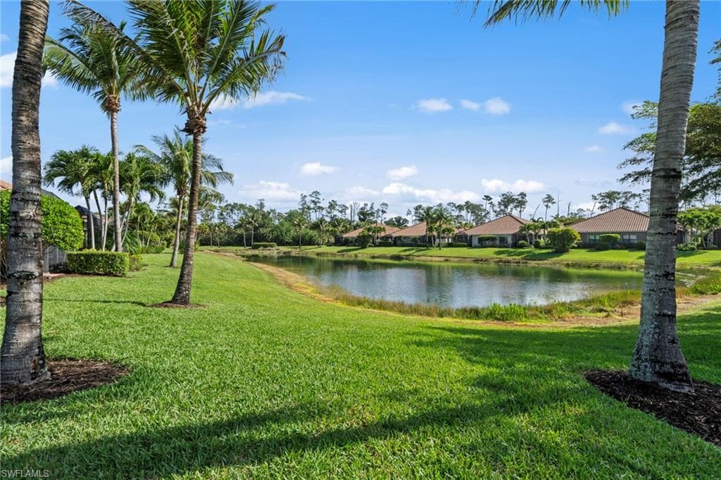 21567 Cascina DR-36