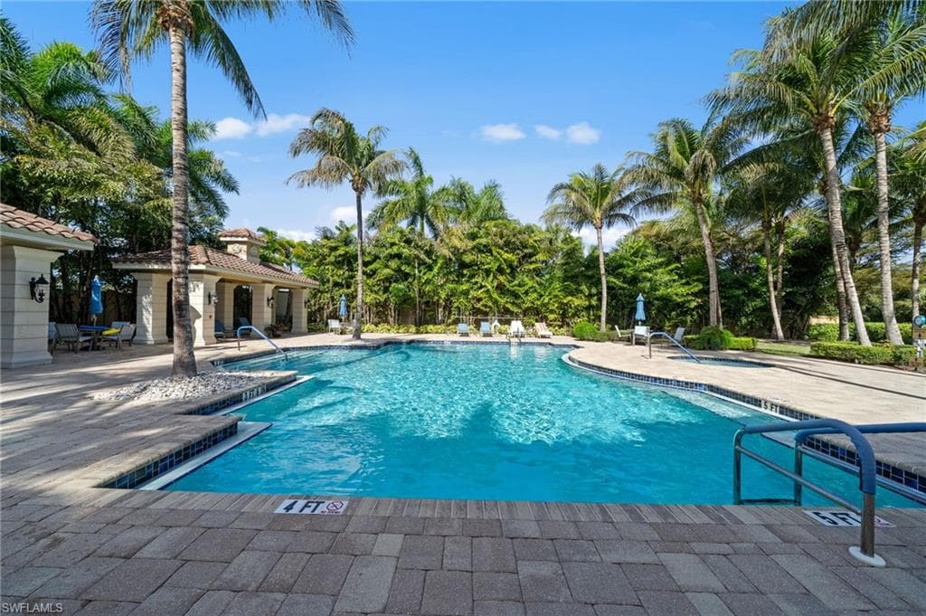 21567 Cascina DR-38