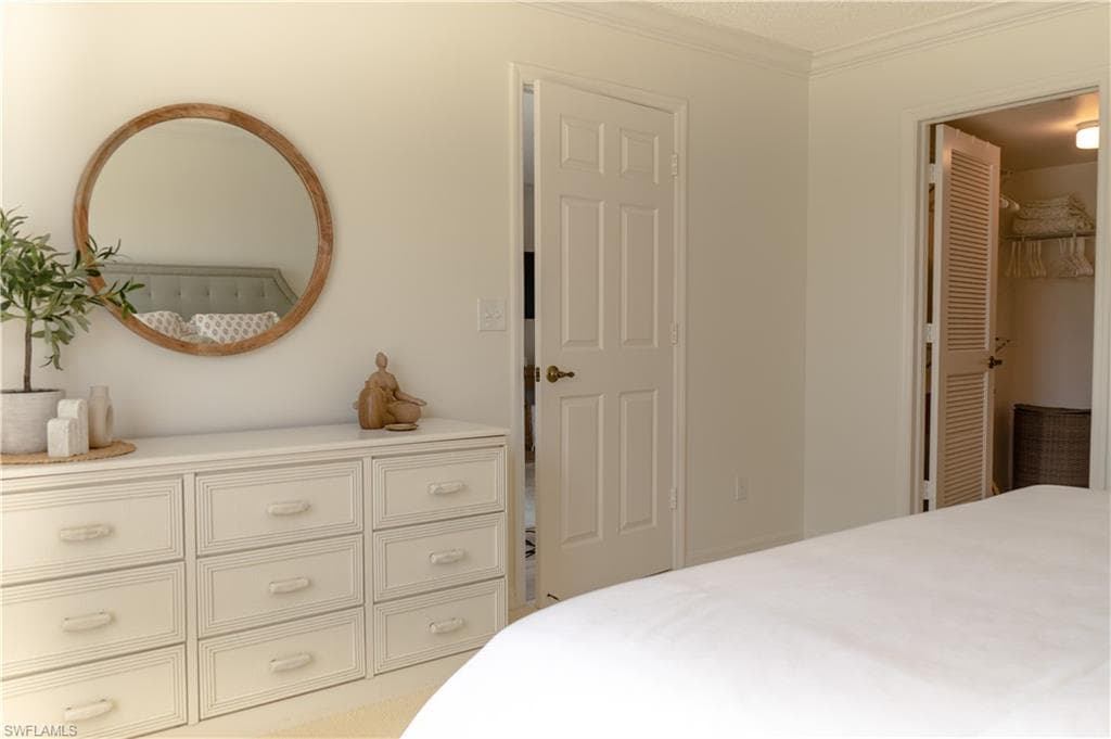 265 Deerwood CIR 10-27