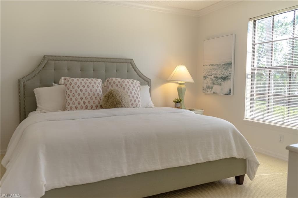 265 Deerwood CIR 10-24