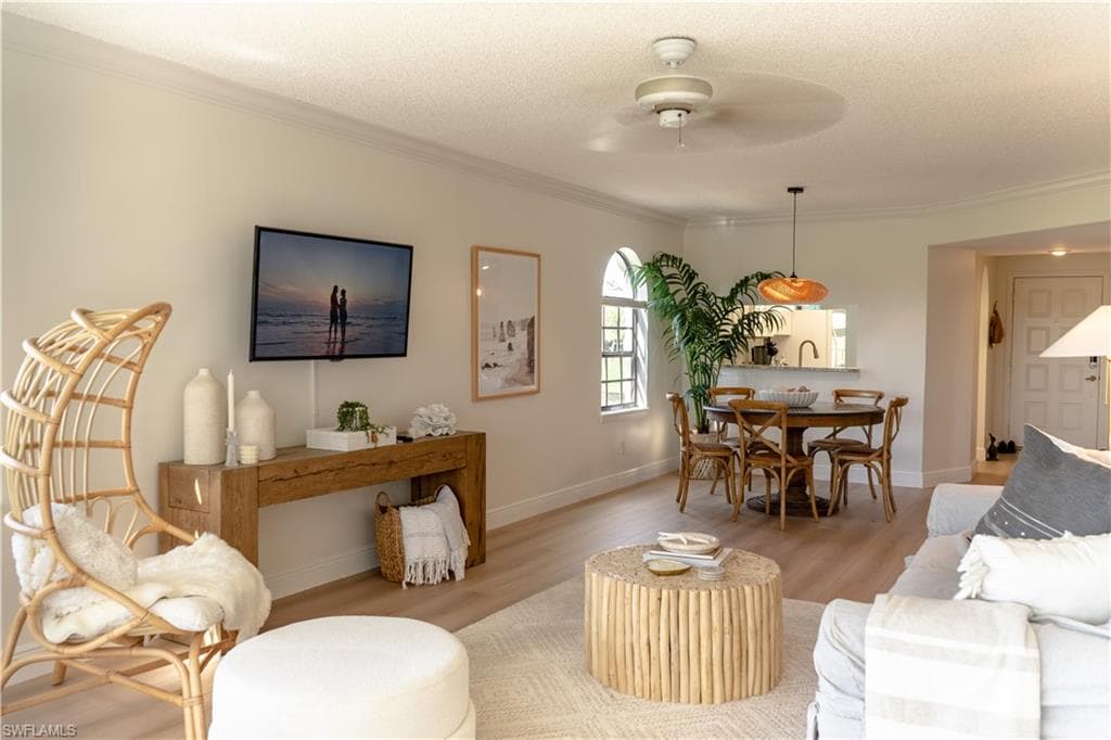265 Deerwood CIR 10-12