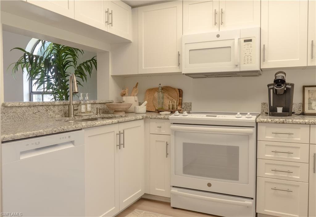 265 Deerwood CIR 10-16