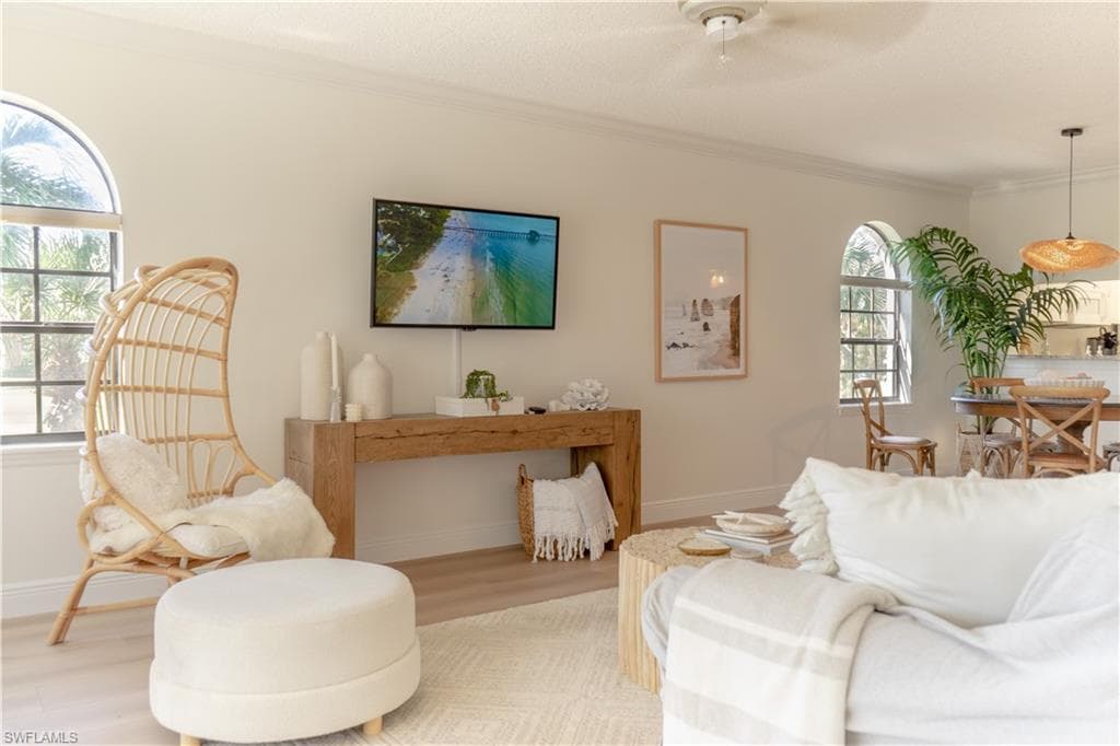 265 Deerwood CIR 10-4