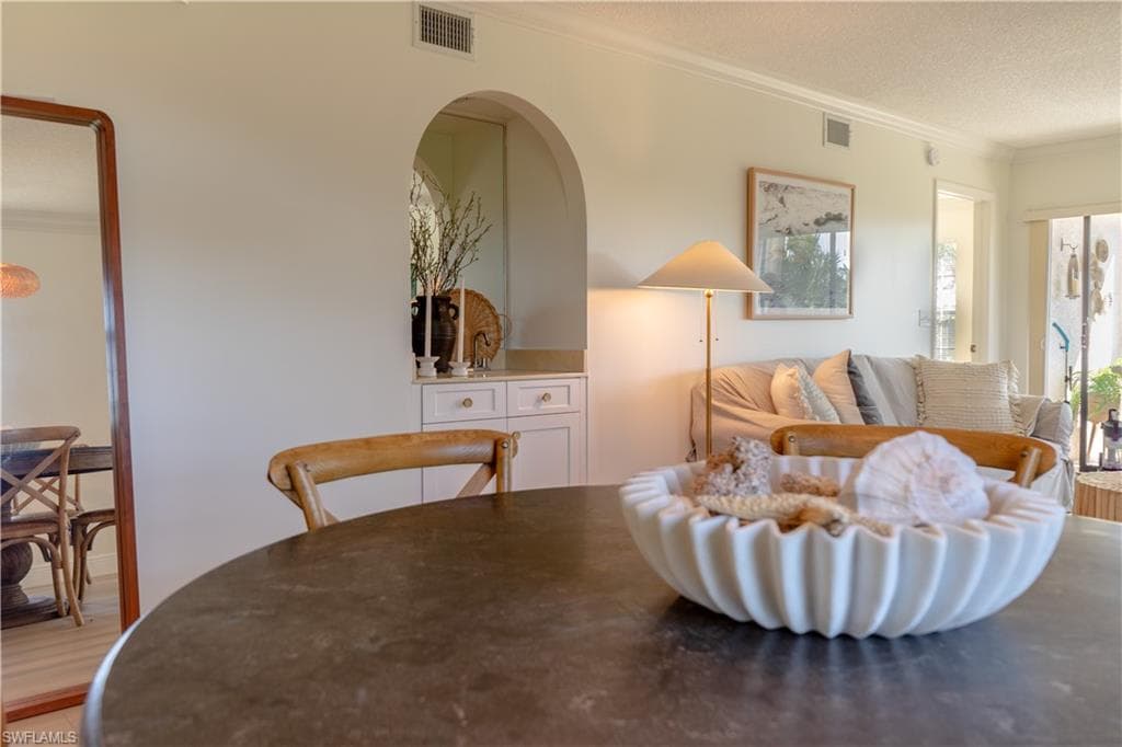 265 Deerwood CIR 10-9