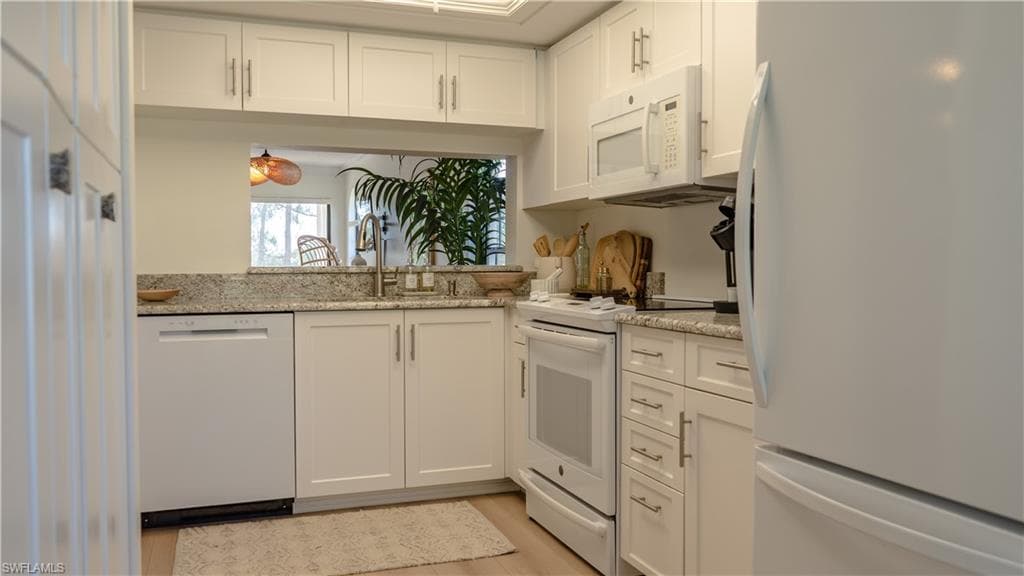 265 Deerwood CIR 10-17