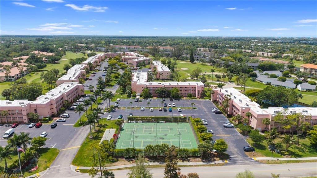 400 Forest Lakes BLVD 204-36