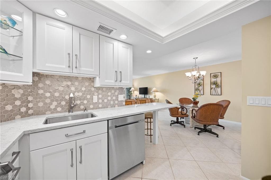 320 Seaview CT 2009-6