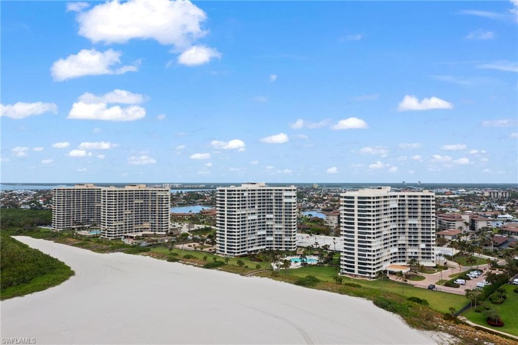 320 Seaview CT 2009-3