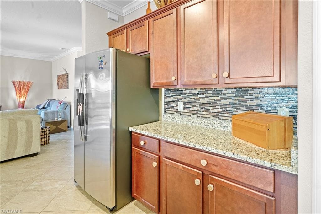 11597 Golden Oak TER-32